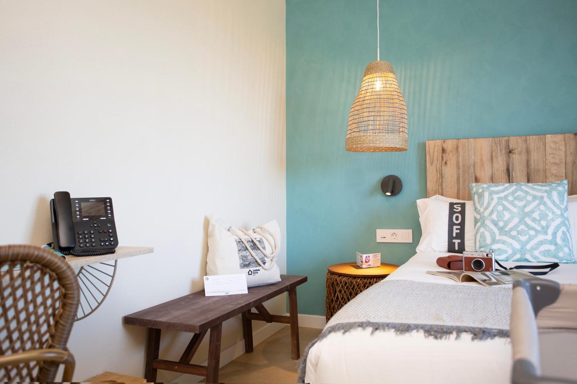 Casual Bahia Ibiza Hotel San Antonio  Bilik gambar