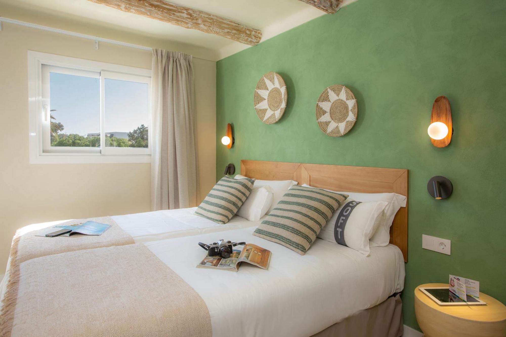 Casual Bahia Ibiza Hotel San Antonio  Bilik gambar
